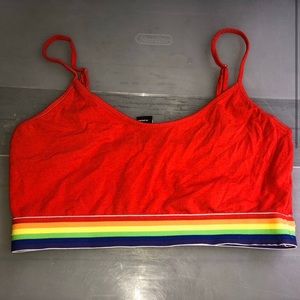 Crop top
